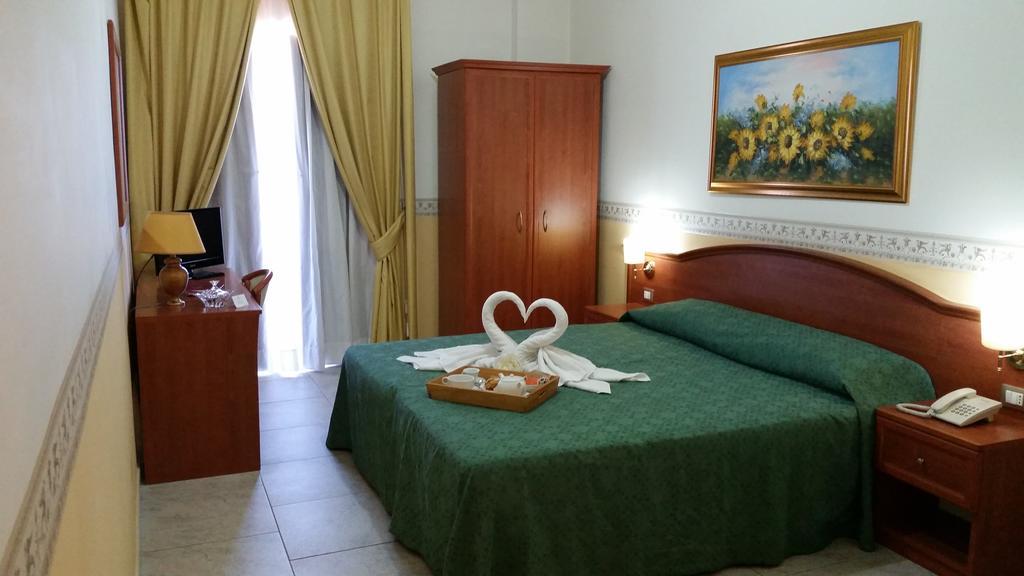 Grand Hotel Stella Maris Italia Palmi Esterno foto